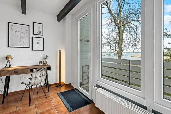 Meerblick  Traumhaftes Ferienhaus für bis zu 6. Personen mit Blick und Zugang zur Schlei
