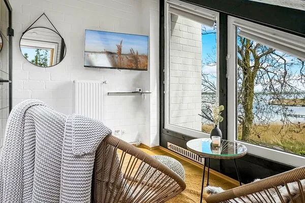 Meerblick  Traumhaftes Ferienhaus für bis zu 6. Personen mit Blick und Zugang zur Schlei