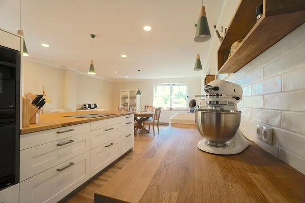 Küche / Küchenzeile  Ferienwohnung Hygge für zwei Personen im Naturpark Hüttener Berge in Ostseenähe