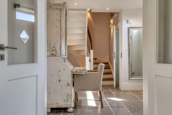 Dekoratives Detail  Haus Riva