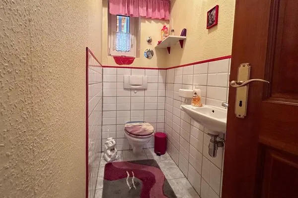  Ferienwohnung Uschis Sommergarten Seenahes Allgäu - Badezimmer 1