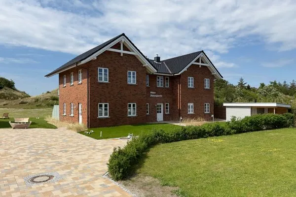 Hauptansicht Haus Dünenperle Ferienwohnung "Dünengras"