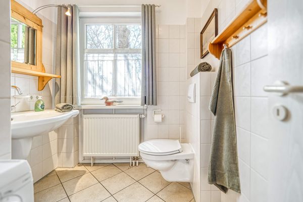  Alte Reihe 9 Haus Am Wind 6 Zingst - Badezimmer