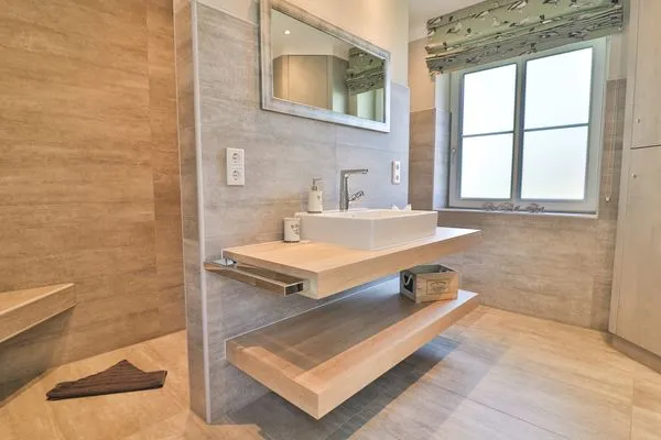 Badezimmer  Bi'n Eekboom