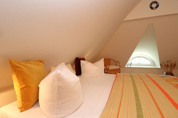  App. 12, Holzerland Erholungsort Born - 