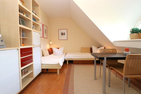  App. 12, Holzerland Erholungsort Born - 