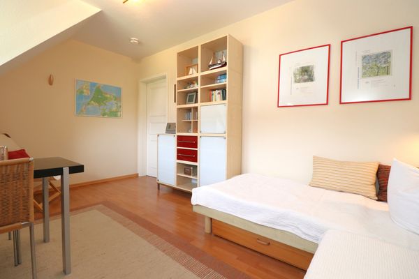  App. 12, Holzerland Erholungsort Born - 