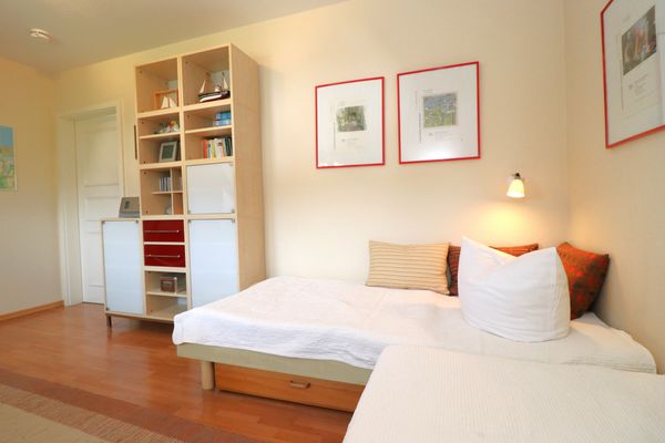  App. 12, Holzerland Erholungsort Born - 