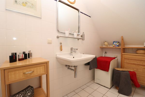  App. 12, Holzerland Erholungsort Born - 