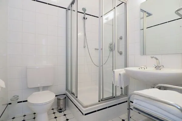 Badezimmer  Villa Bismarckshöhe, Whg. Helene