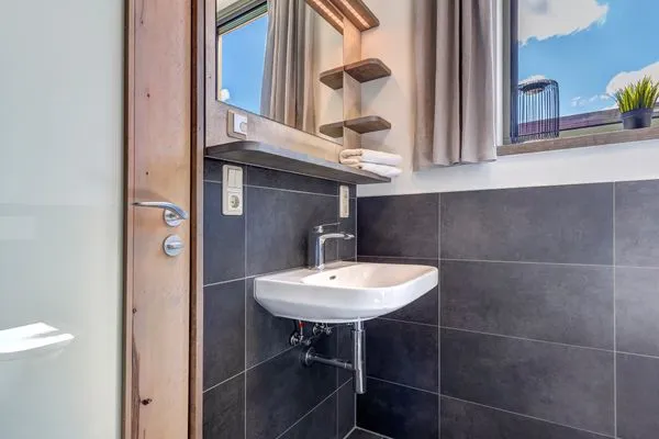 Badezimmer  Ferienhaus Waldoase 02