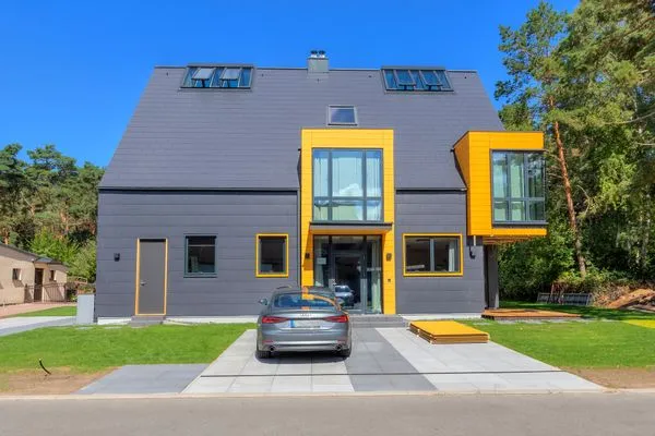 Hauptansicht  Ferienhaus Waldoase 02