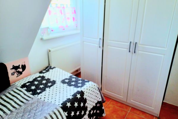  Lianes Hus Garding - Kleiderschrank