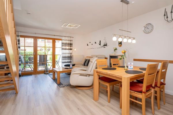 Ferienpark Freesenbruch Reihenhaus 5a - Eichhörnchen Ostseeheilbad Zingst - Wohnbereich