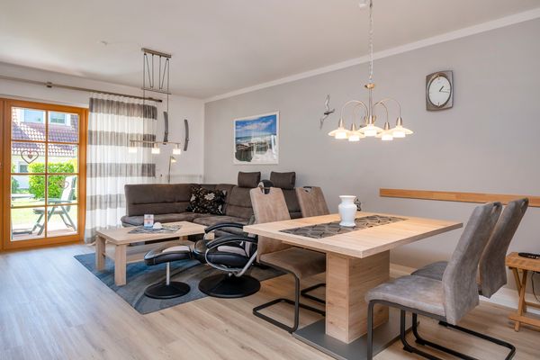 Ferienpark Freesenbruch Reihenhaus 8a - Eisbär Ostseeheilbad Zingst - Wohnbereich