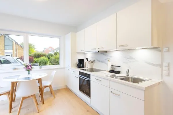 Küche / Küchenzeile  (MEI11) Ferienwohnung "Küstenlodge"