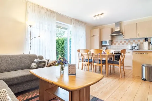 Wohnbereich mit offener Küche  Windflüchter