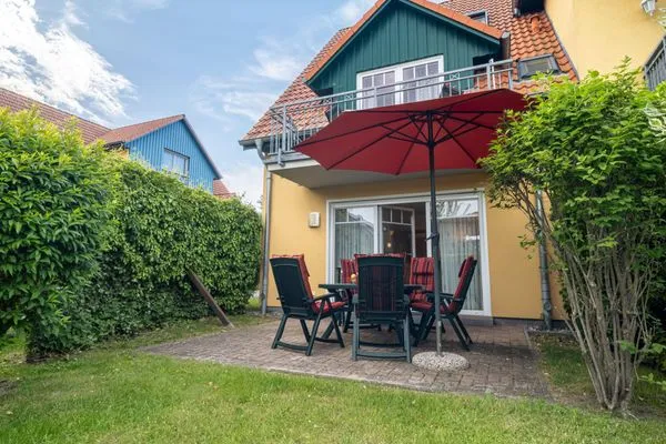 Terrasse mit Gartenanteil  Windflüchter