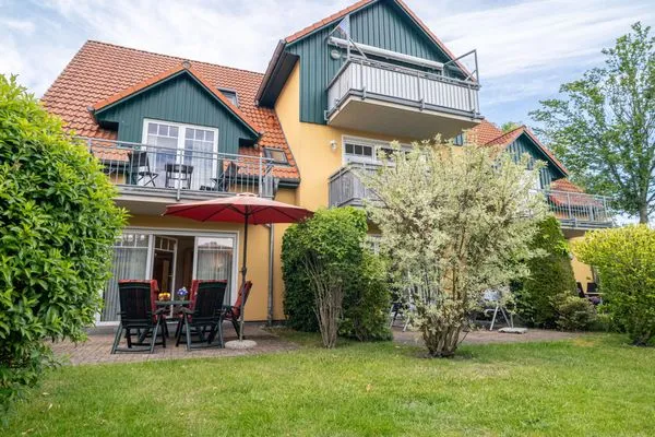 Terrasse mit Gartenanteil  Windflüchter