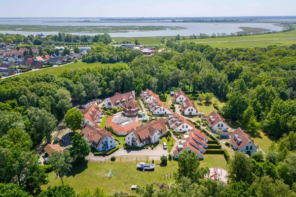 Ferienpark Freesenbruch Wohnung 4.6 - Boddenblick Ostseeheilbad Zingst - Luftaufnahme