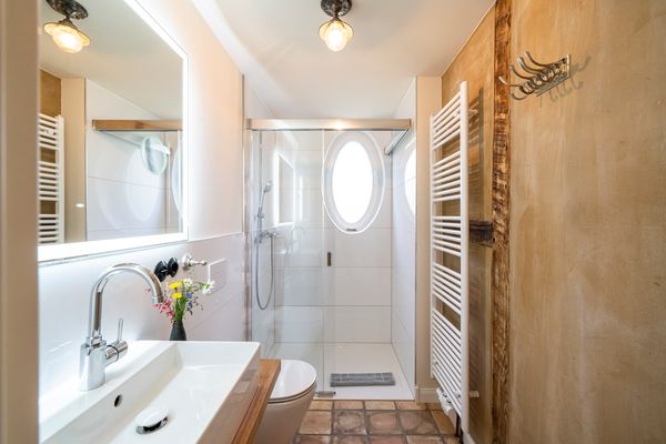  Kapitänshaus "Alter Ton in neuer Art" Born - Badezimmer