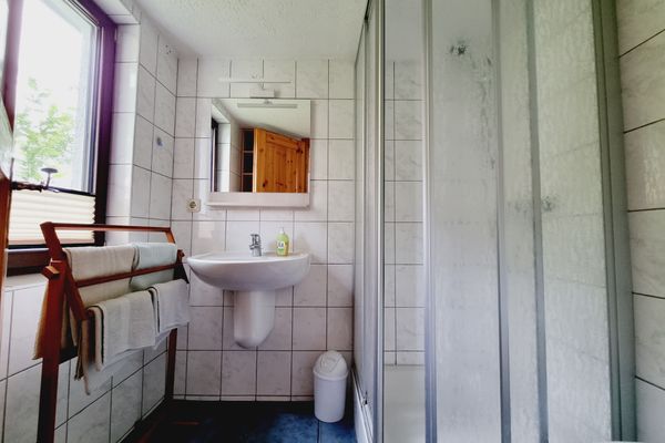 Pension & Wirtshaus ''Tun Eikkoter'' Haselnöt Wieck - Badezimmer