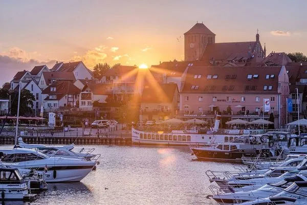 Ferienwohnung Libelle Hafenresidenz Waren (Müritz) - Waren (Müritz) Sonnenuntergang  Libelle