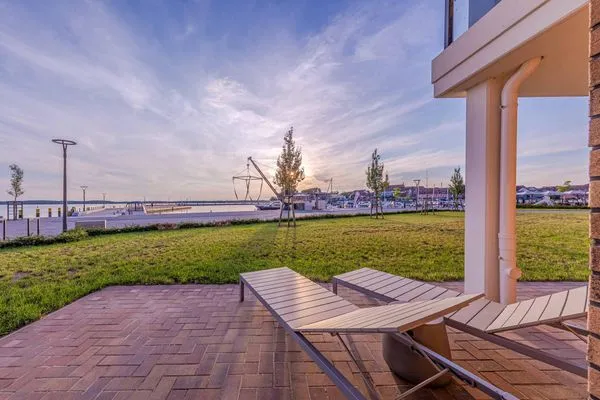 Ferienwohnung Am lütten Meer Hafenresidenz Waren (Müritz) - Terrasse mit Wasserblick  Am lütten Meer