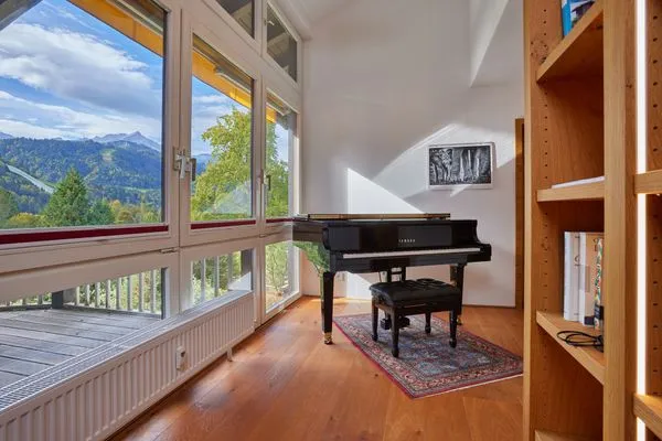 Decorative detail  Panorama-Chalet Ernst Baier