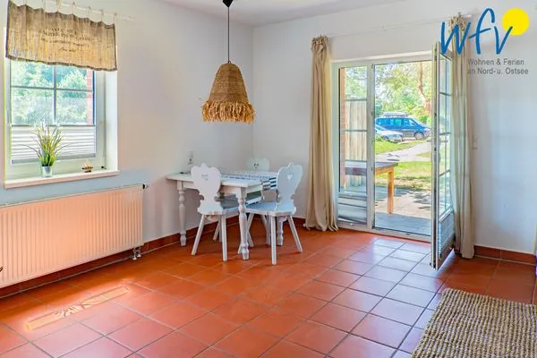 Wohnzimmer Ferienhaus am Gutspark Dranske Ferienwohnung Sonnenmeer