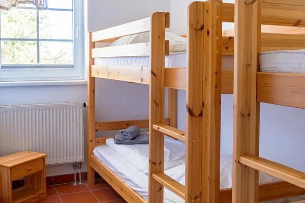 Schlafzimmer Ferienhaus am Gutspark Dranske Ferienwohnung Sonnenkuss