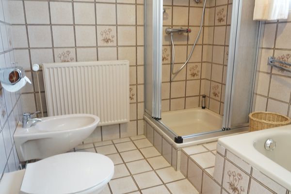  Kiek mol in Garding - Badewanne