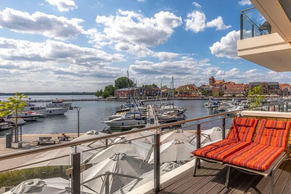 Ferienwohnung Müritzoase Hafenresidenz Waren (Müritz) - Balkon am Wasser  Müritzoase