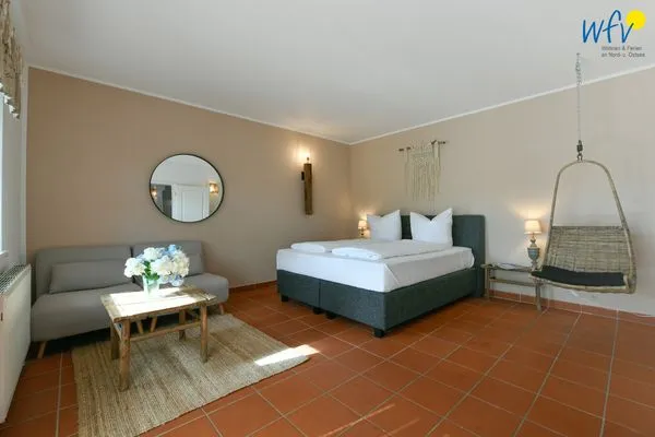 Schlafzimmer Ferienhaus am Gutspark Dranske Ferienwohnung Strandhafer