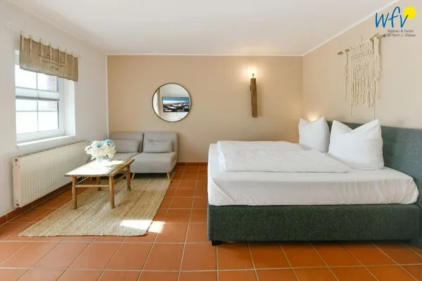 Schlafzimmer Ferienhaus am Gutspark Dranske Ferienwohnung Strandhafer