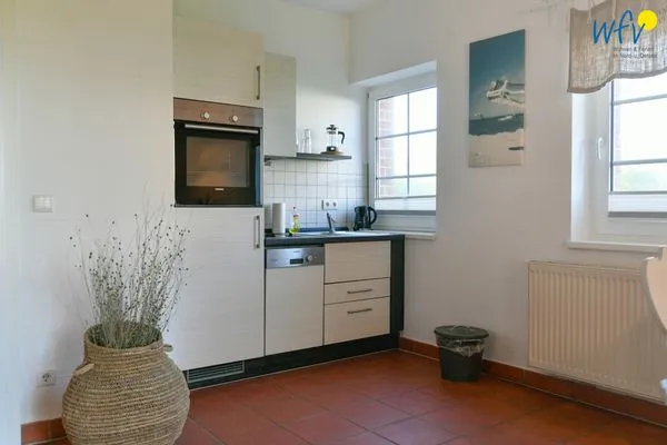 Küche / Küchenzeile Ferienhaus am Gutspark Dranske Ferienwohnung Silbergras