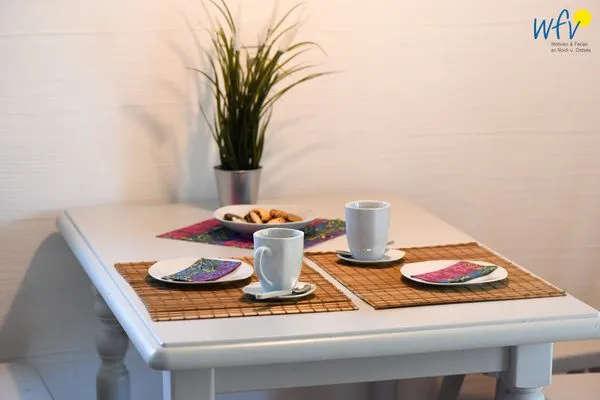 Essbereich Ferienhaus am Gutspark Dranske Ferienwohnung Silbergras