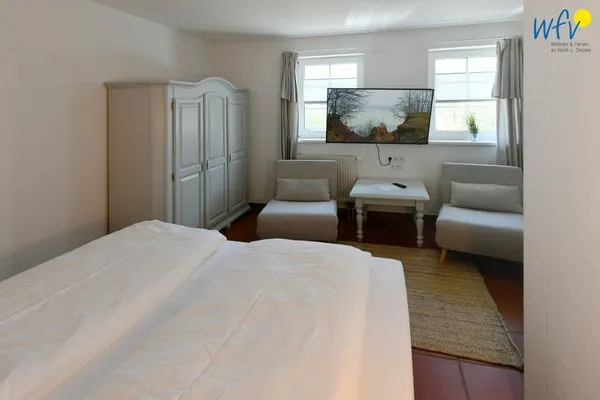 Schlafzimmer Ferienhaus am Gutspark Dranske Ferienwohnung Strandflieder