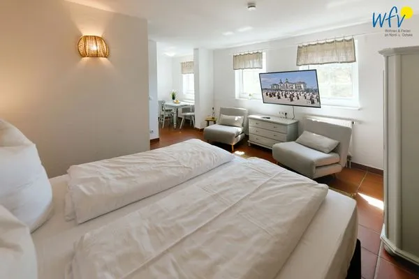 Schlafzimmer Ferienhaus am Gutspark Dranske Ferienwohnung Sandglöckchen