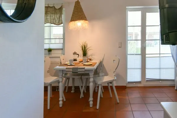 Wohnzimmer Ferienhaus am Gutspark Dranske Ferienwohnung Sonnenschein