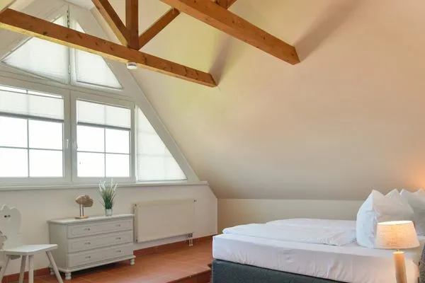 Schlafzimmer Ferienhaus am Gutspark Dranske Ferienwohnung Sonnenstrahl