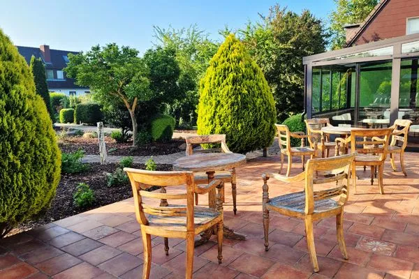 Terrasse für Urlaubsgäste  Dachgeschoss Ferienunterkunft ohne Küche in Strandnähe - Ideal für Kurztrips