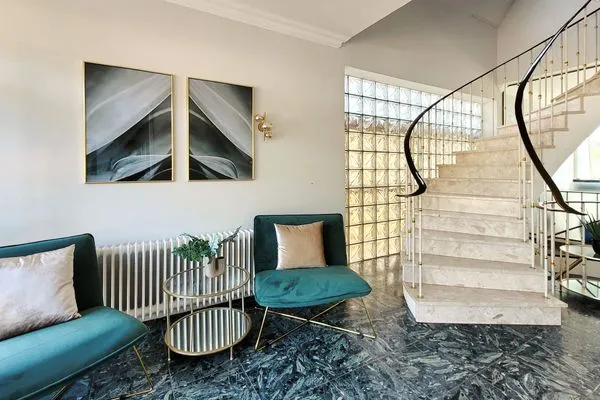 Foyer im Landhaus Haffkrug  Strandnahe Souterrain-Ferienunterkunft - Mit gratis Bettwäsche-Paket