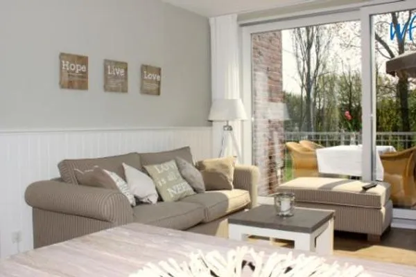 Wohnzimmer Haus Oldenburg Ferienwohnung 8