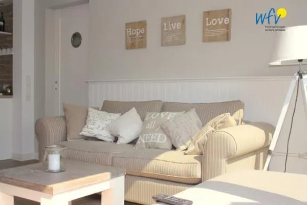 Wohnzimmer Haus Oldenburg Ferienwohnung 8