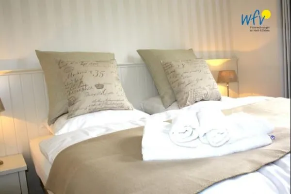 Schlafzimmer Haus Oldenburg Ferienwohnung 8