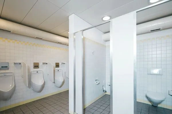 Bathroom  Gruppenunterkunft Mürtschenblick