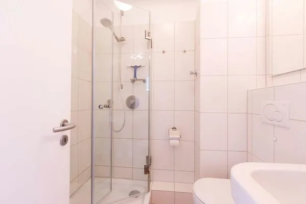 Badezimmer  (BEE1) Ferienwohnung Ernstorfer
