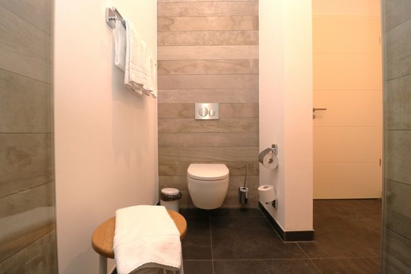 ALTE SEEFAHRTSCHULE App. 05 "Kranichnest" Ostseebad Wustrow - 