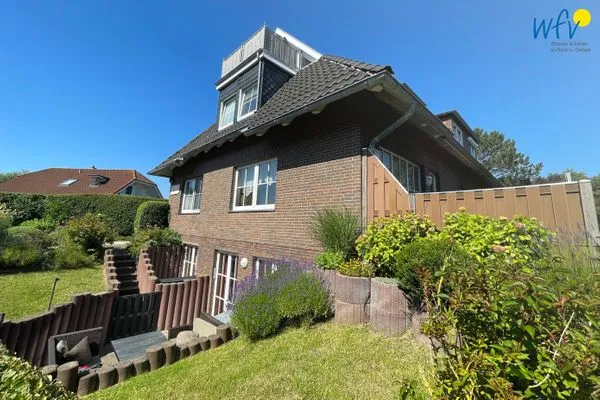 Hauptansicht Haus Dünenrose Ferienwohnung Klabautermann